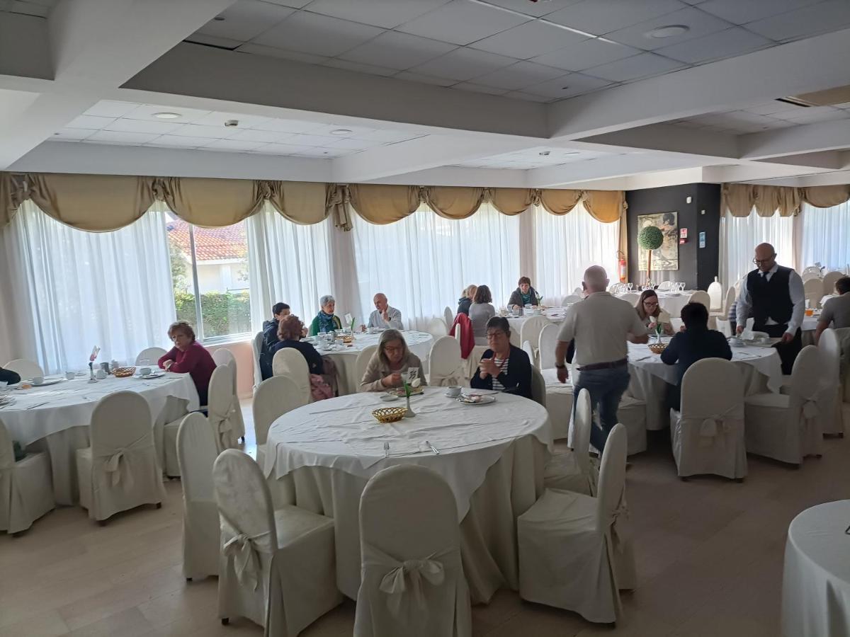 Domizia Palace Hotel Baia Domizia Ngoại thất bức ảnh