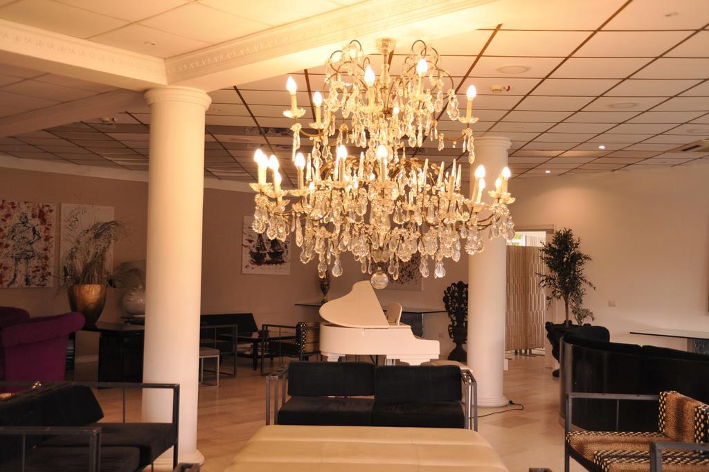 Domizia Palace Hotel Baia Domizia Ngoại thất bức ảnh